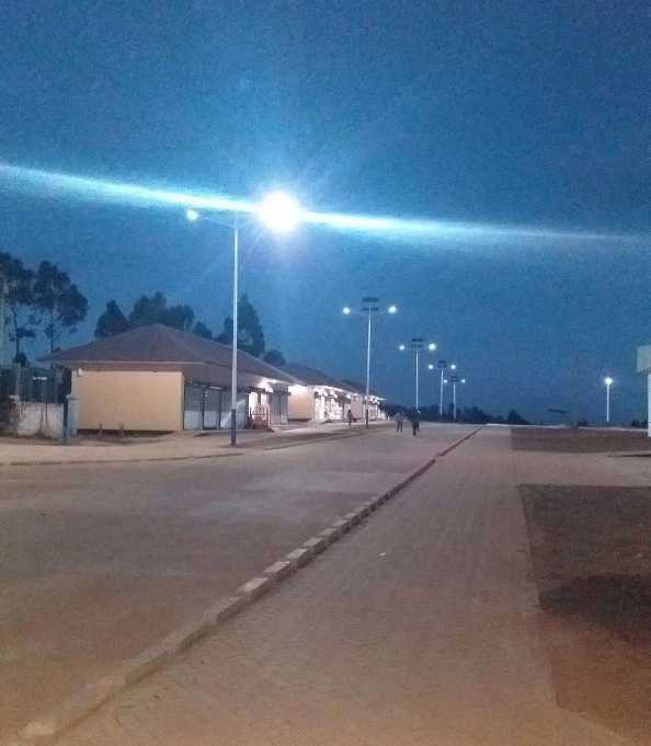 红河县非洲科特迪瓦太阳能路灯工程